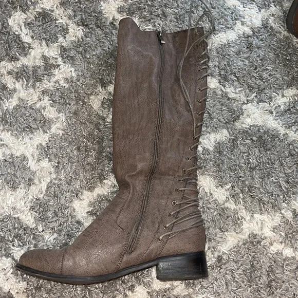 Lace Up Tall Boots - Picture 2 of 3